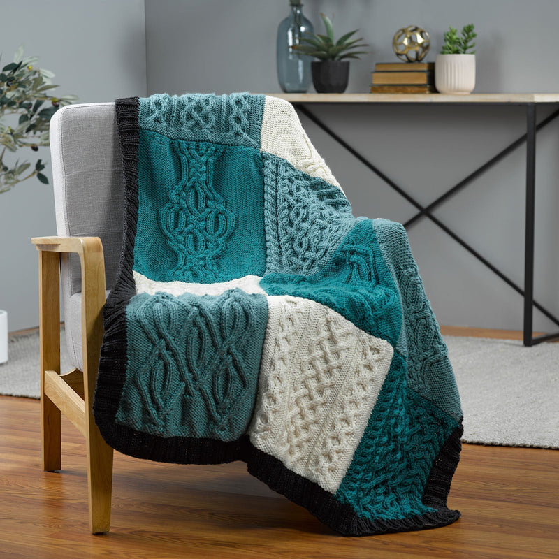 Best Yarn for Blankets: A Guide for Knitters and Crocheters
