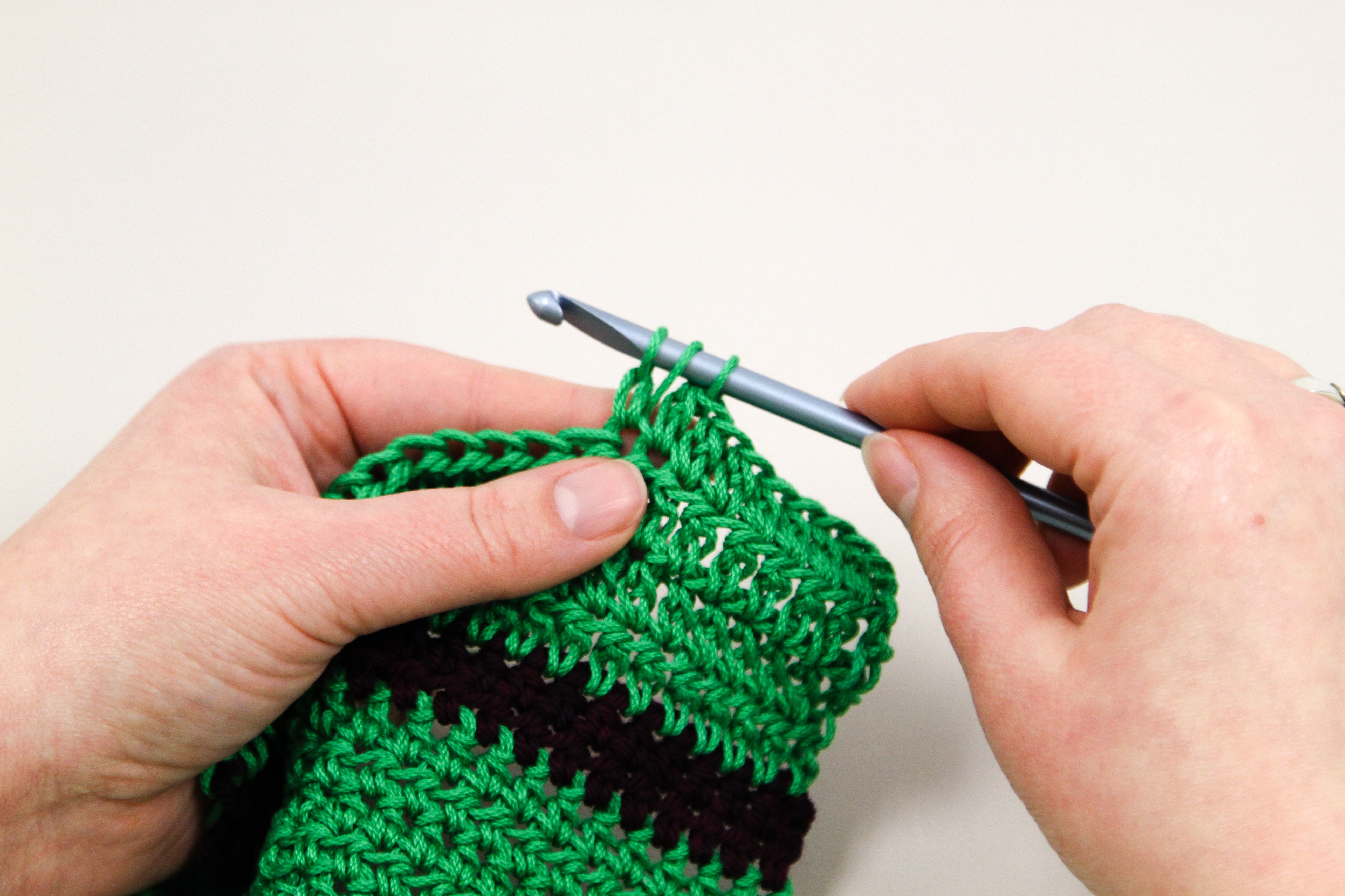25 Free Crochet Patterns with PDF Downloads — Blankets, Hats, Bags & More