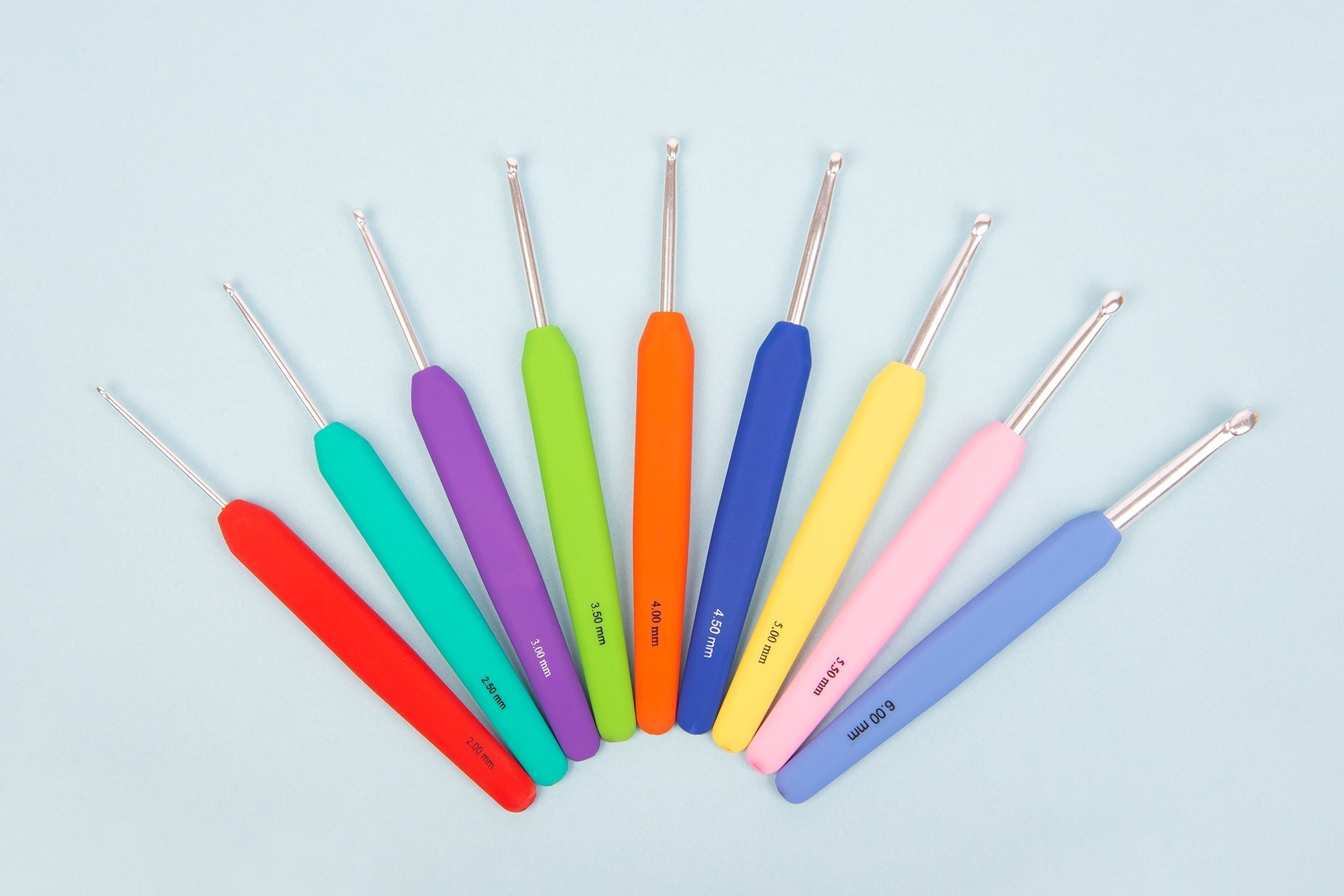 Crochet Hook Sizes Decoded: What a 3.5 mm, I-9 or "Size 6" Hook Really Means