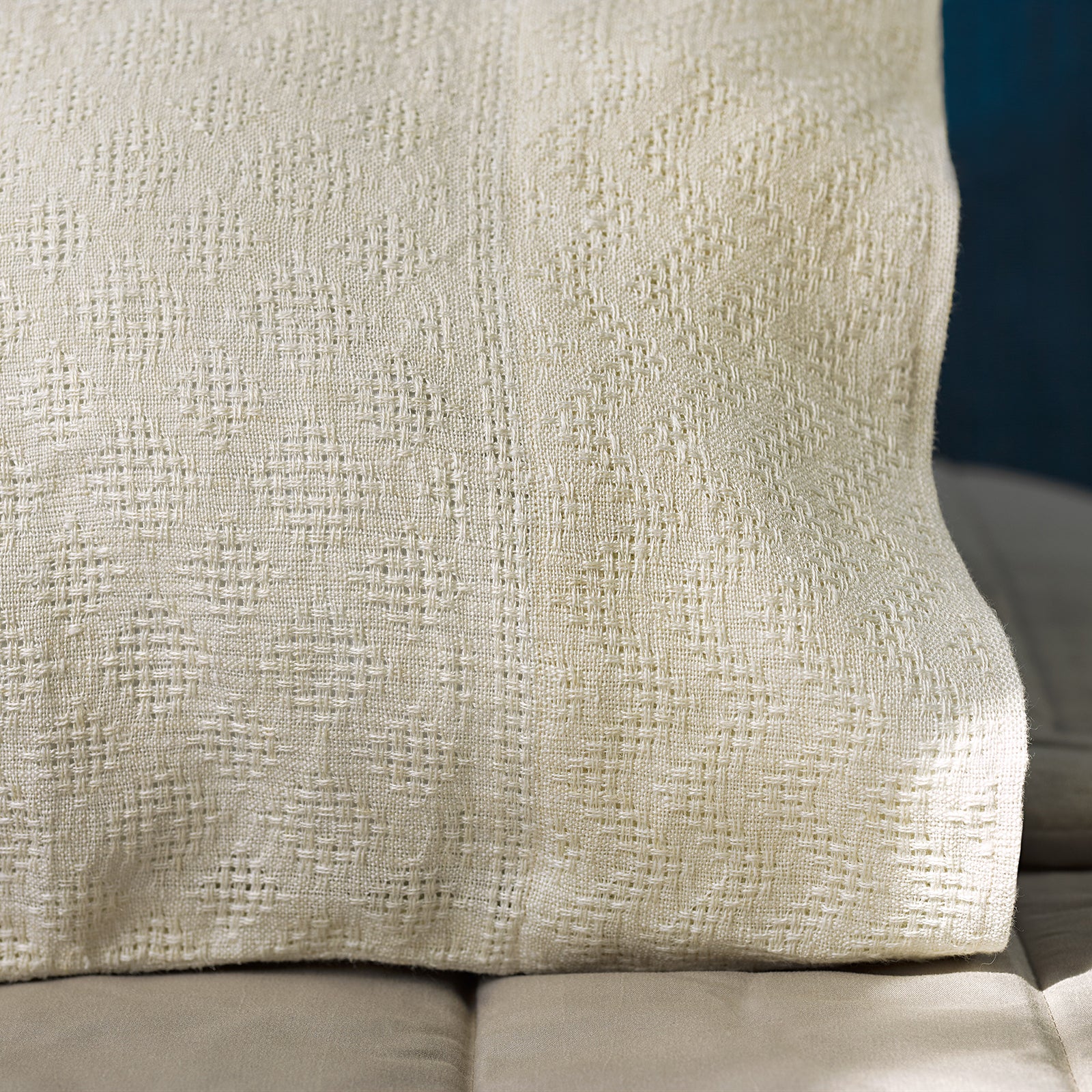 Valley Yarns #265 Heirloom Linen Pillowcase