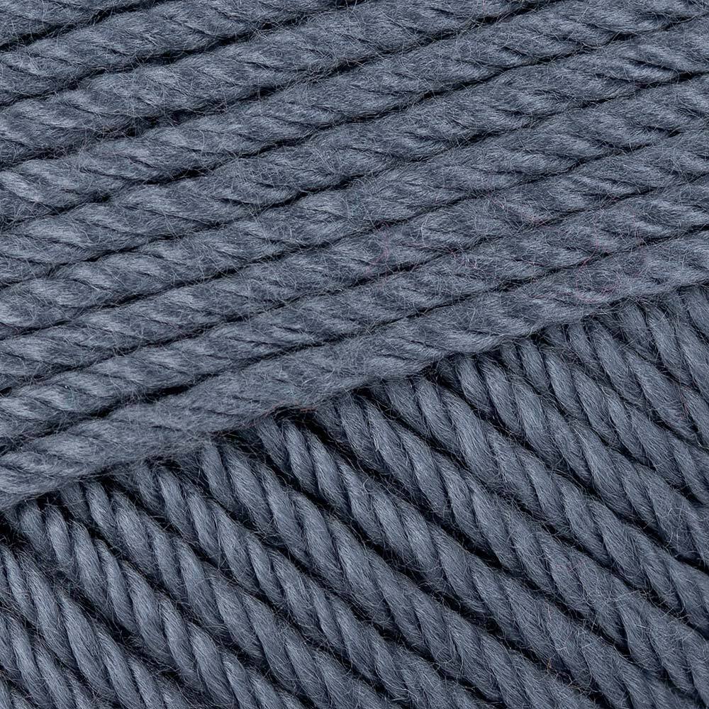 Deramores Studio Aran Yarn - Acrylic Aran