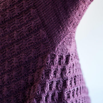 Almondine Pullover