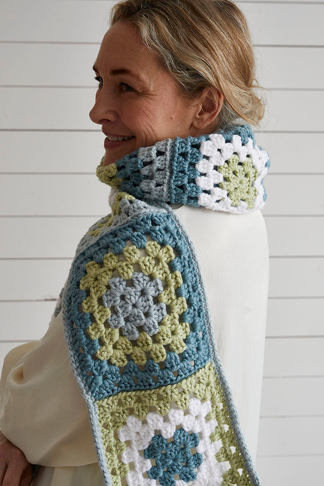 Debbie Bliss Festival Crochet Scarf Pattern