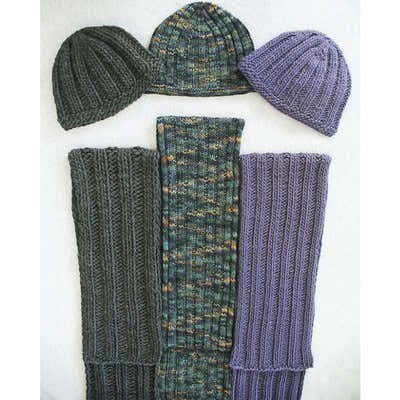 Fiber Trends AC62 Everyone's Favorite Hat & Scarf Knitting