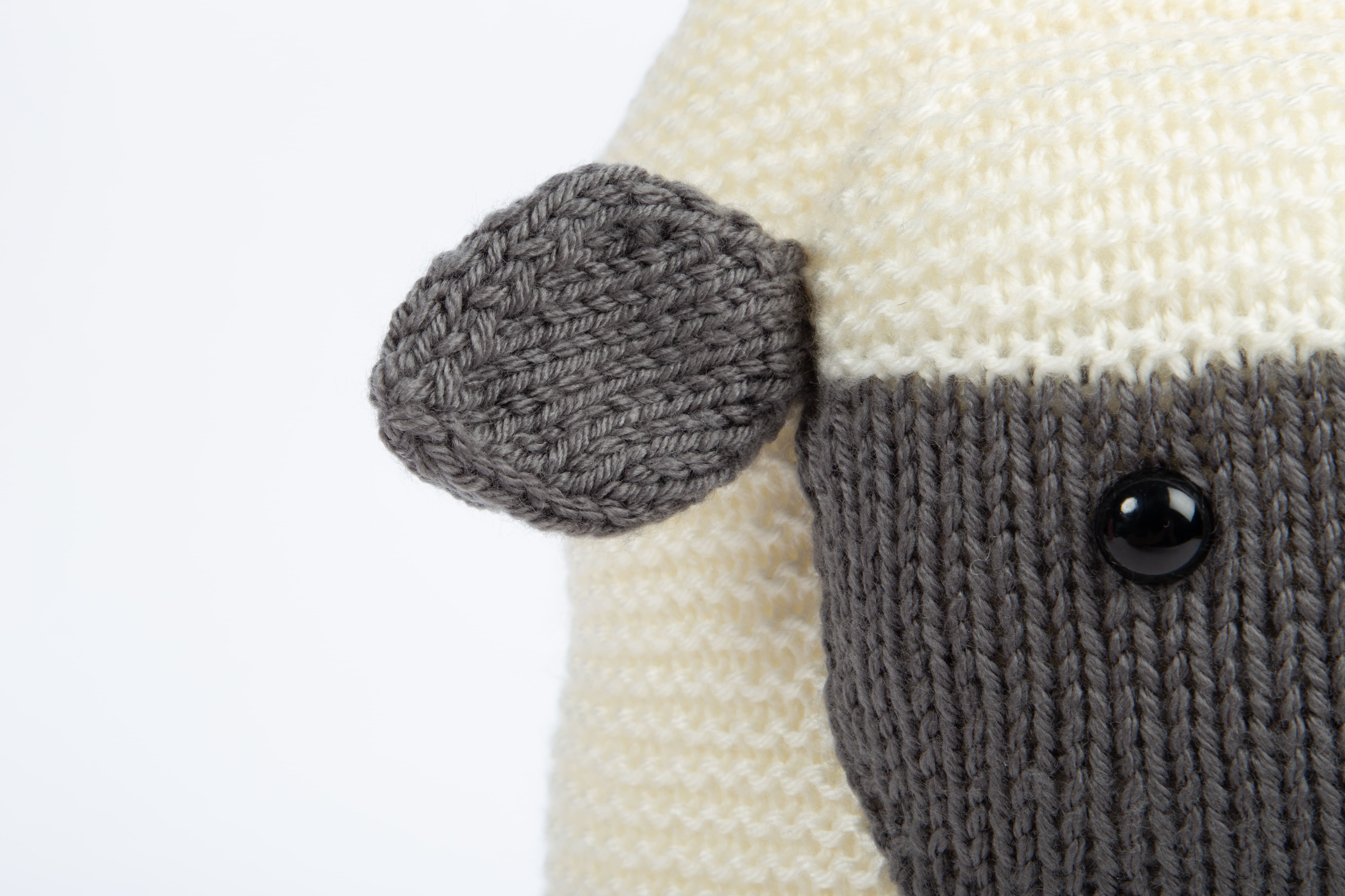 Deramores Sheep and Pig Cushions Toy Knitting Pattern
