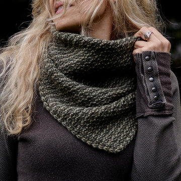 Vaisy Cowl