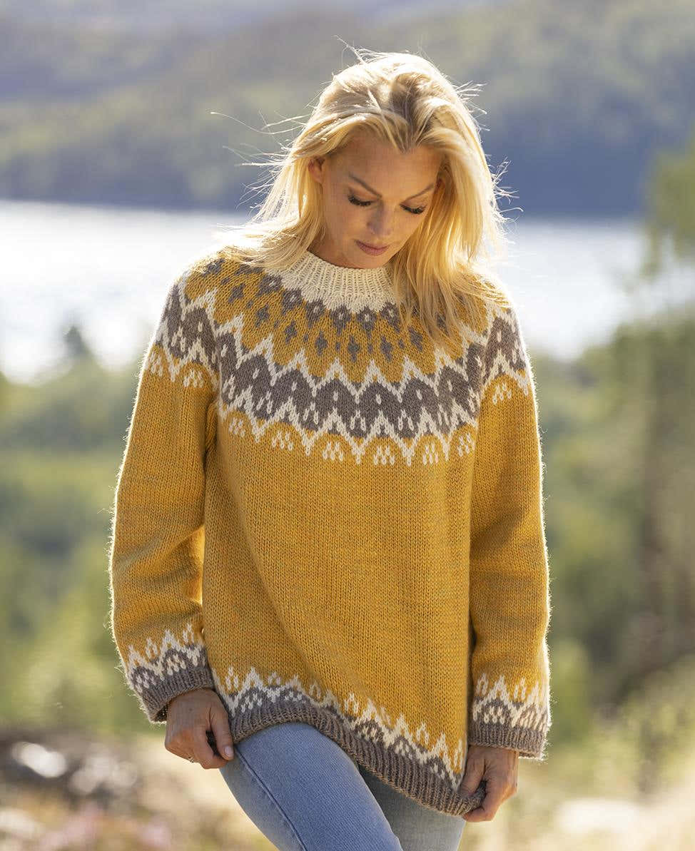 Leandra Sweater in Yellow Viking Garn Viking Wool