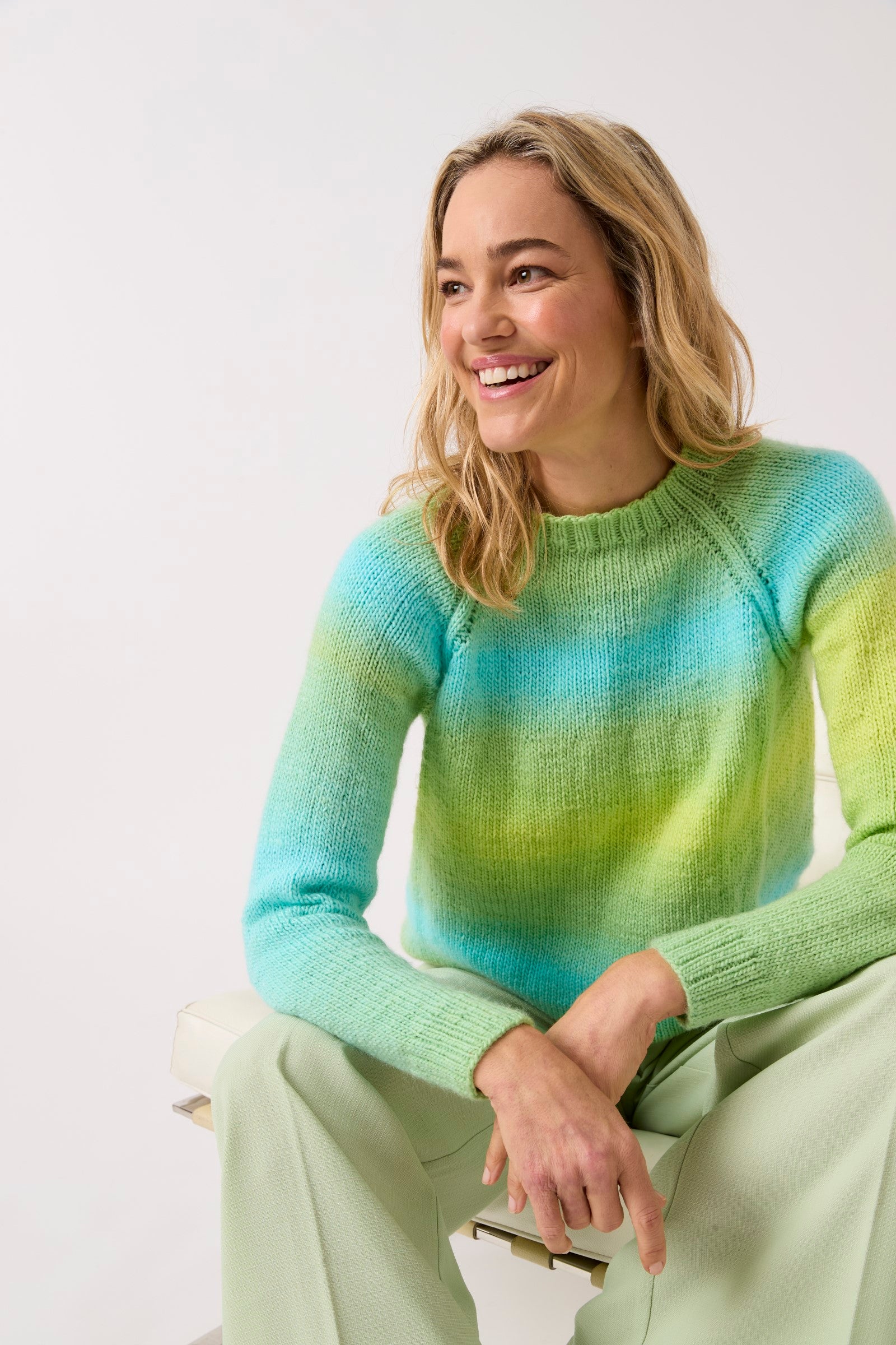 Sirdar Round The Raglan Sweater Jumper Knitting Pattern