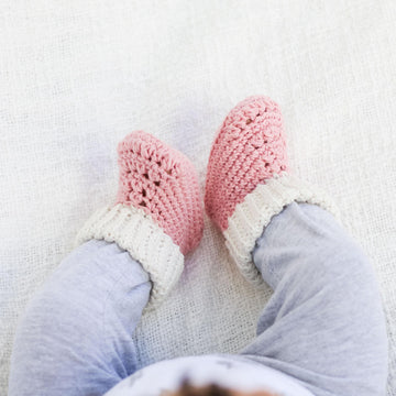 Itty Bitty Baby Booties