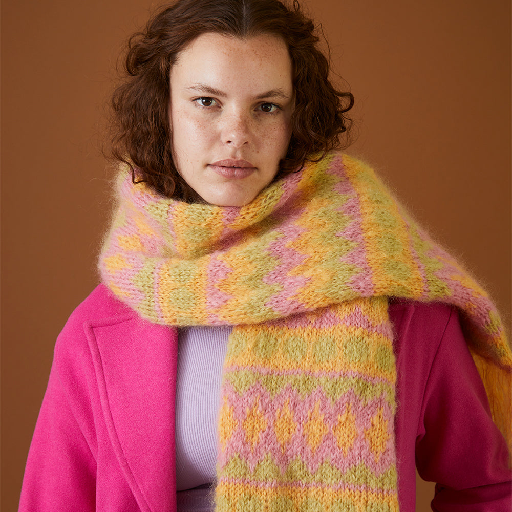 Debbie Bliss Izzy Scarf Knitting Pattern