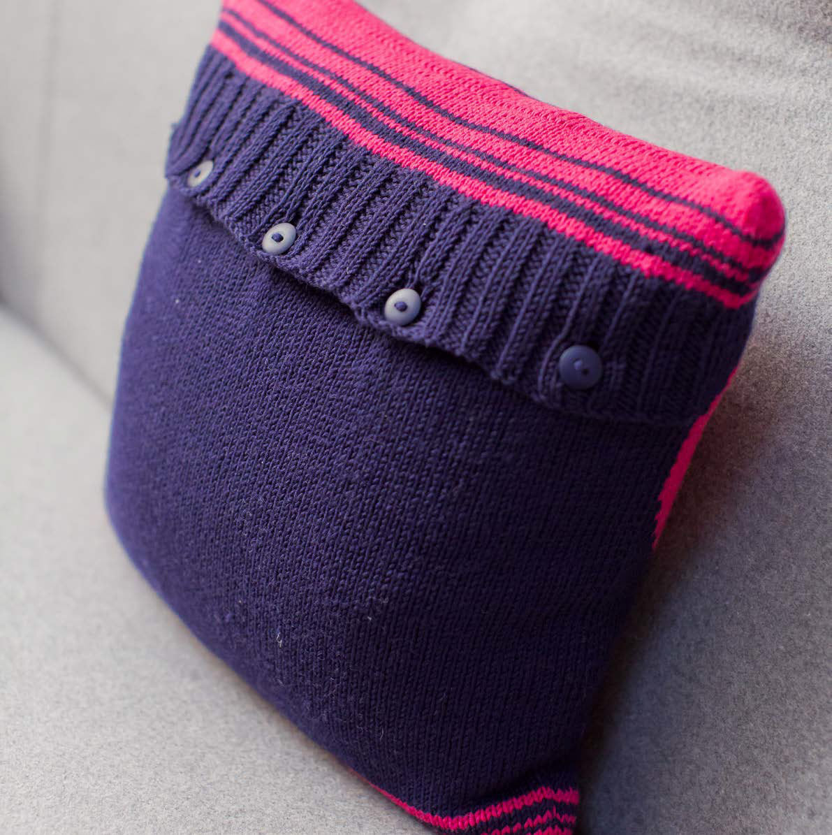 MillaMia Big Love Cushion Cover Knitting Pattern