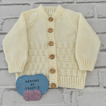 Tuck Baby Cardigan 16" to 20" chest size. Approx 0-9mths