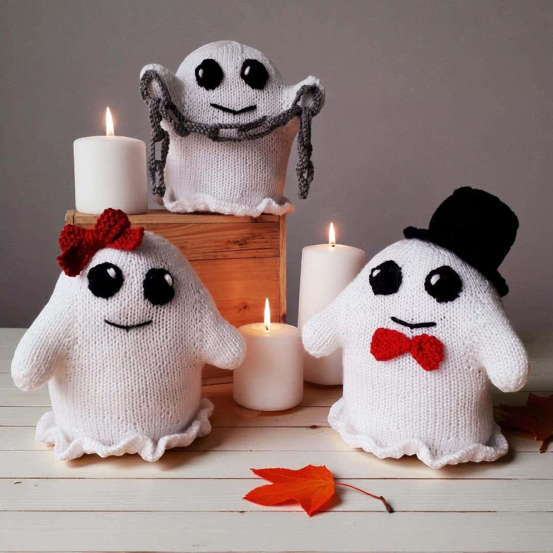 Happy Halloween Ghosts