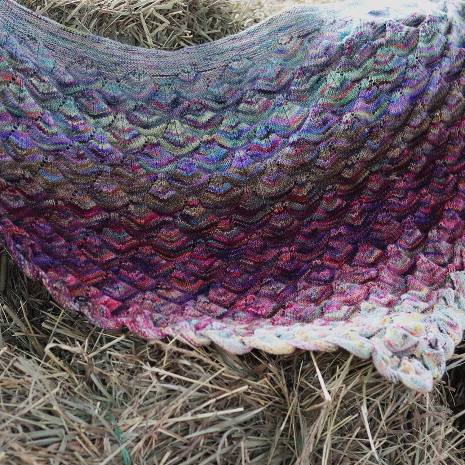 Koigu Dragoness Wrap Knitting Pattern