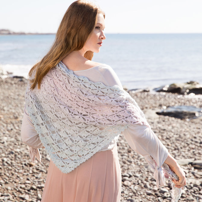 Lana Grossa Crochet Triangular Shawl Pattern
