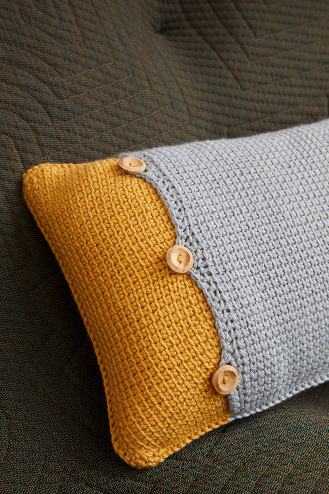 Debbie Bliss Colour Block Crochet Cushions Pattern