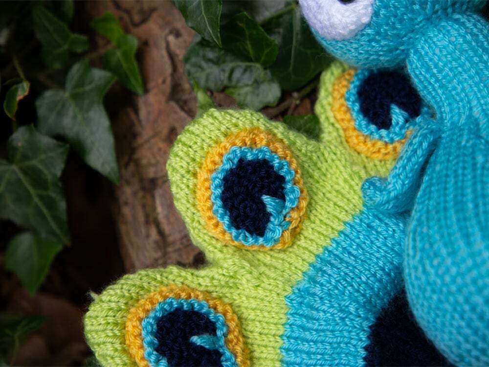 Deramores Peacock Toy Knitting Pattern