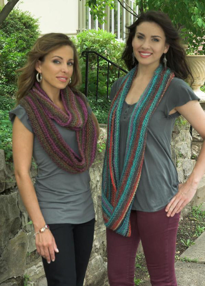 Elongated Garter Stitch Cowl Knitting Pattern