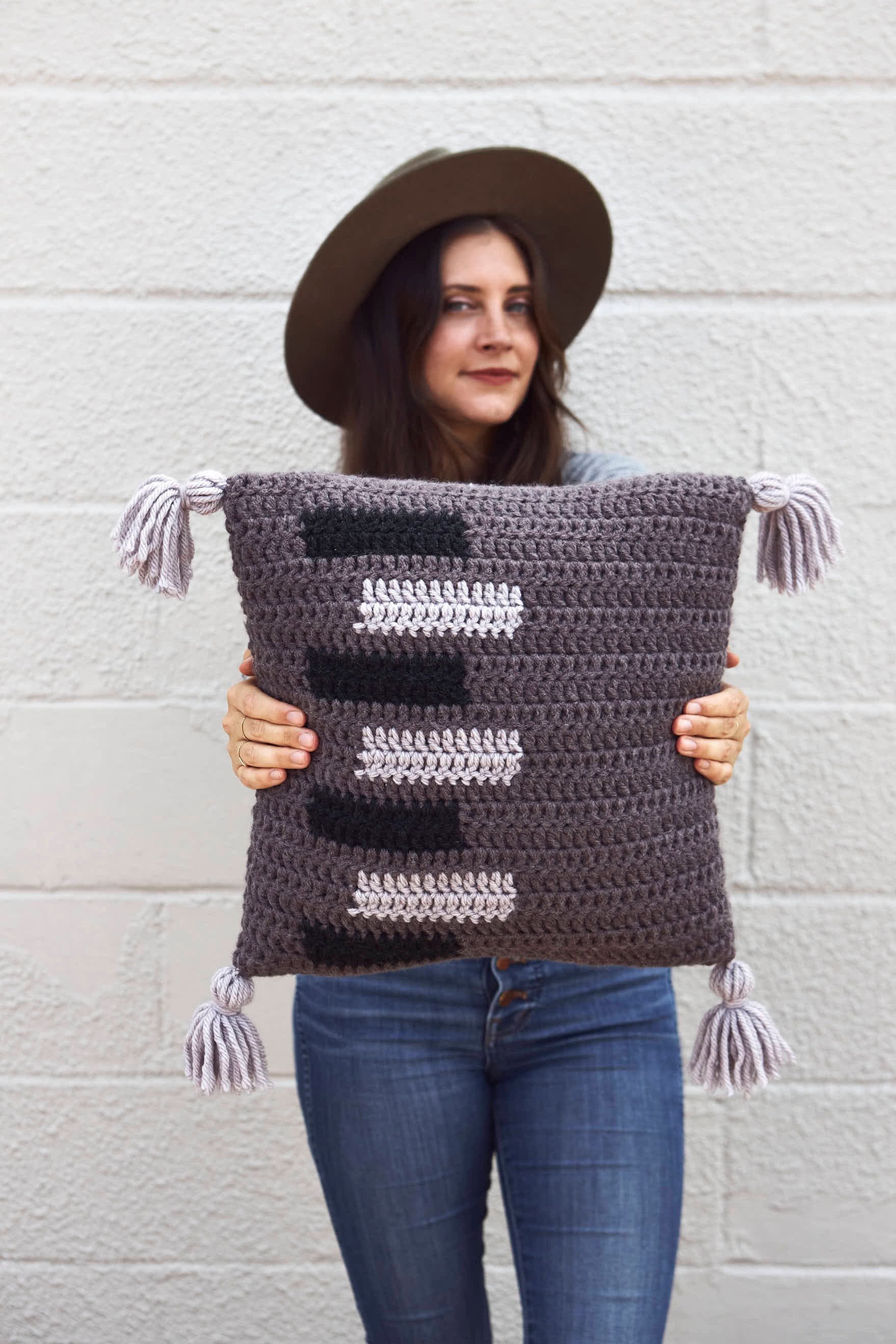 Sliding Doors Throw Pillow Cushion Crochet Pattern