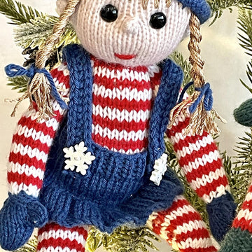 Ginger and Snap Elves