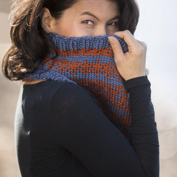 Cascade Yarns C349 Easy Peasy Stranded Cowl (Free)