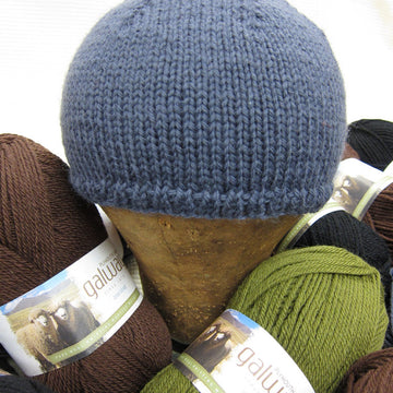 Helmet Liner and Matching Cowl Knitting Pattern