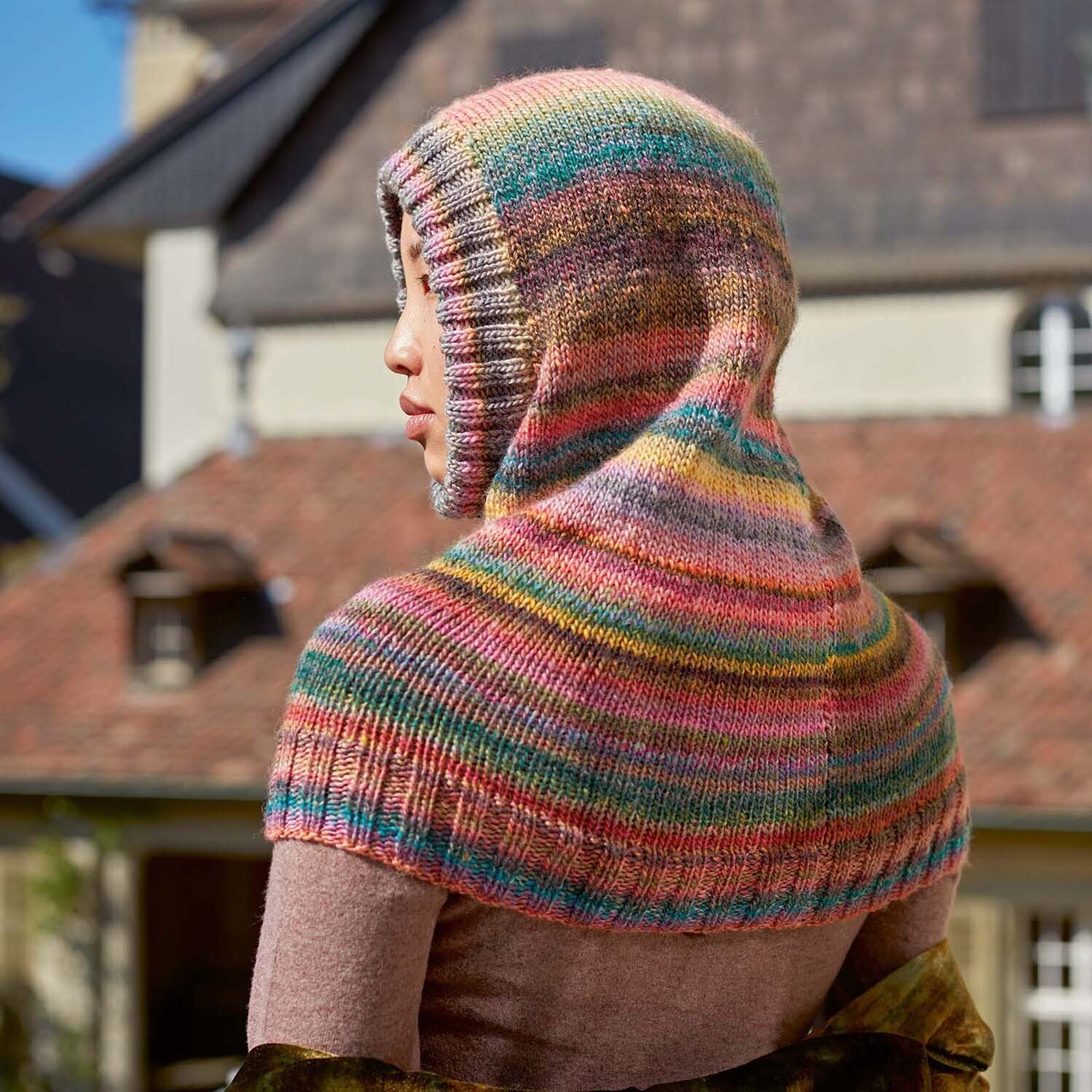 Lang Hood Hat Knitting Pattern