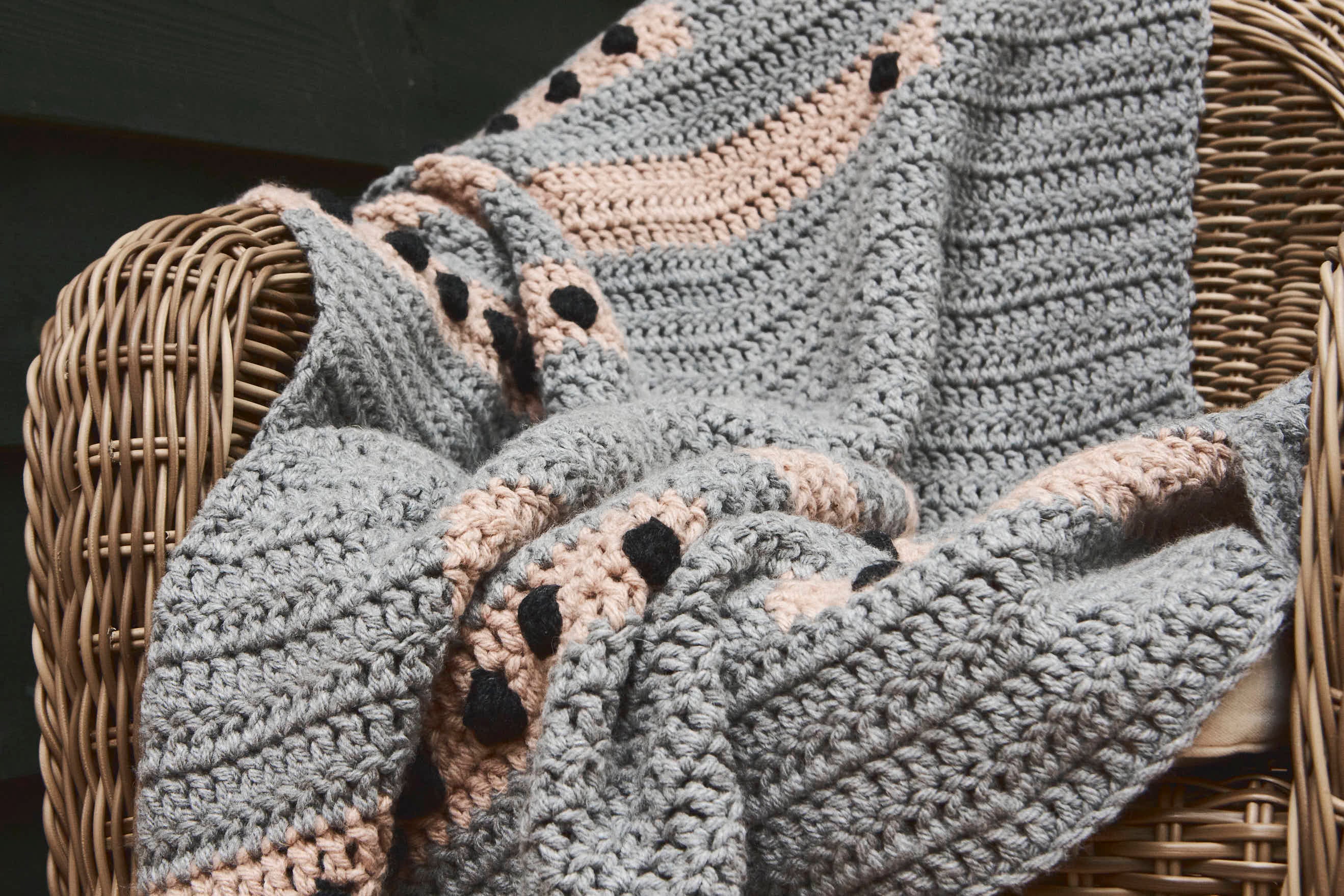 Dot to Dot Lapghan Blanket Crochet Pattern