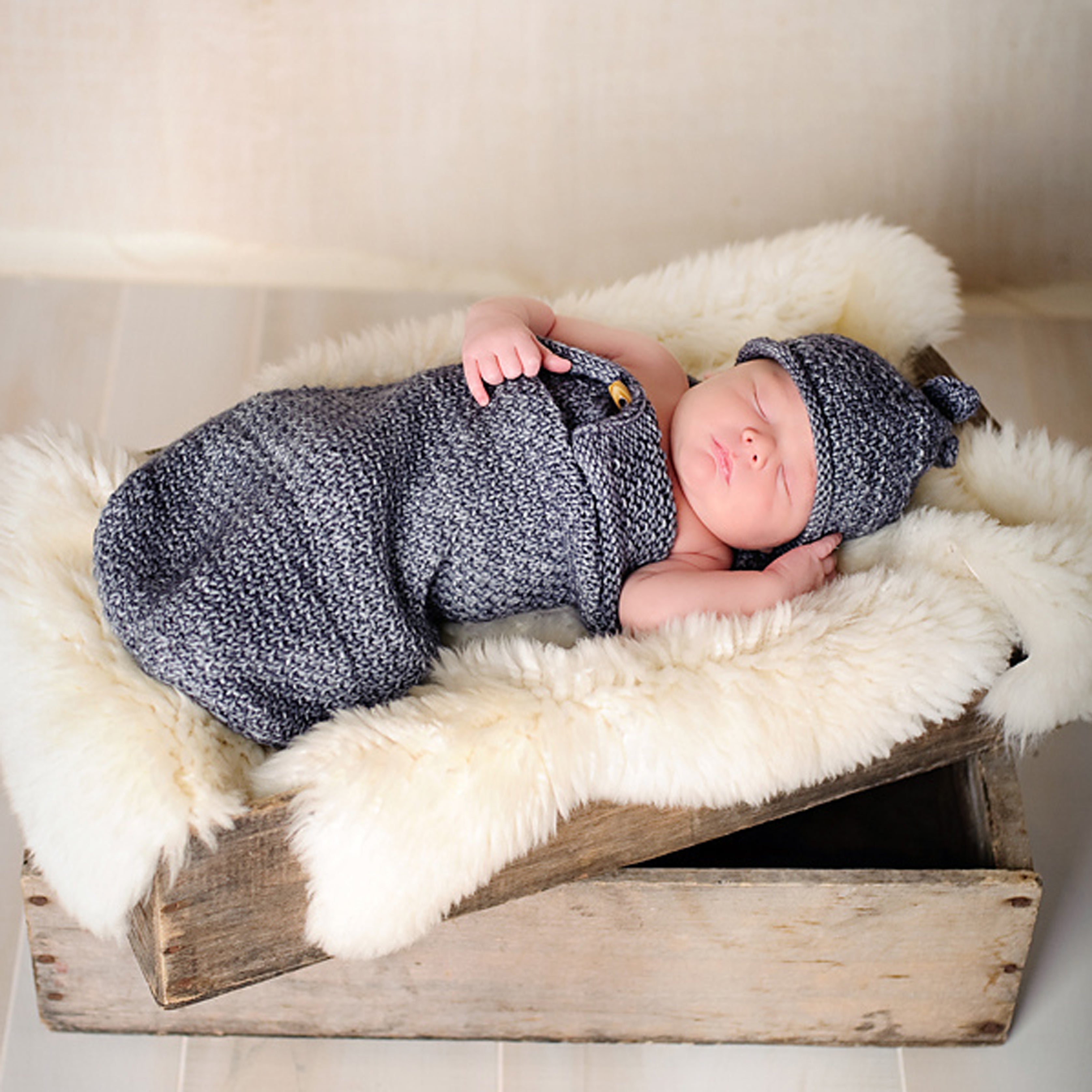 Tot Toppers Sugar Bear Set Blanket Knitting Pattern