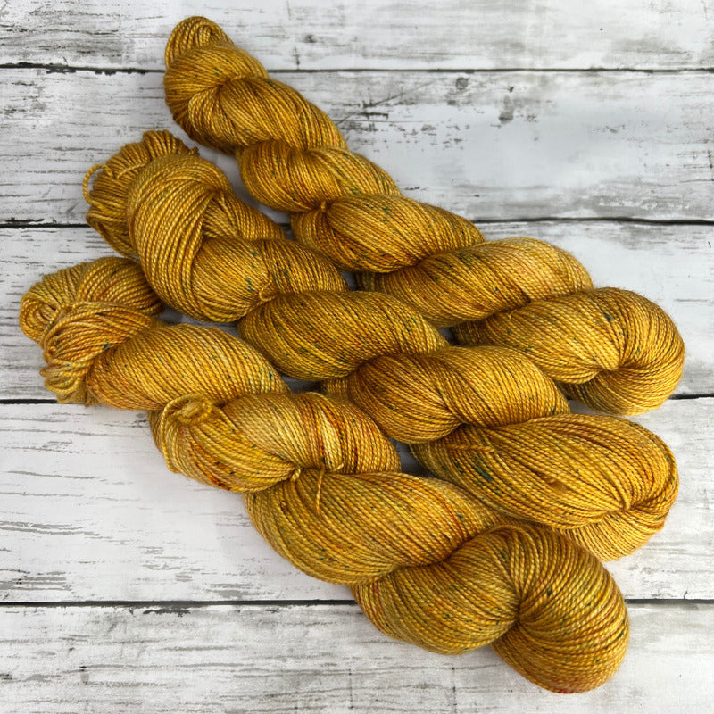 New Garden Yarns Lotus Garden Yarn - Merino Wool 4 Ply
