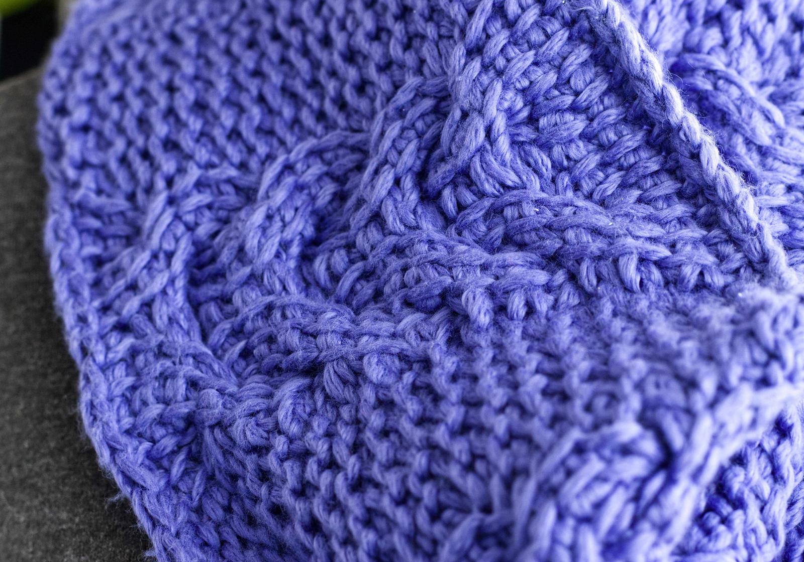 Twist and Turn Cowl