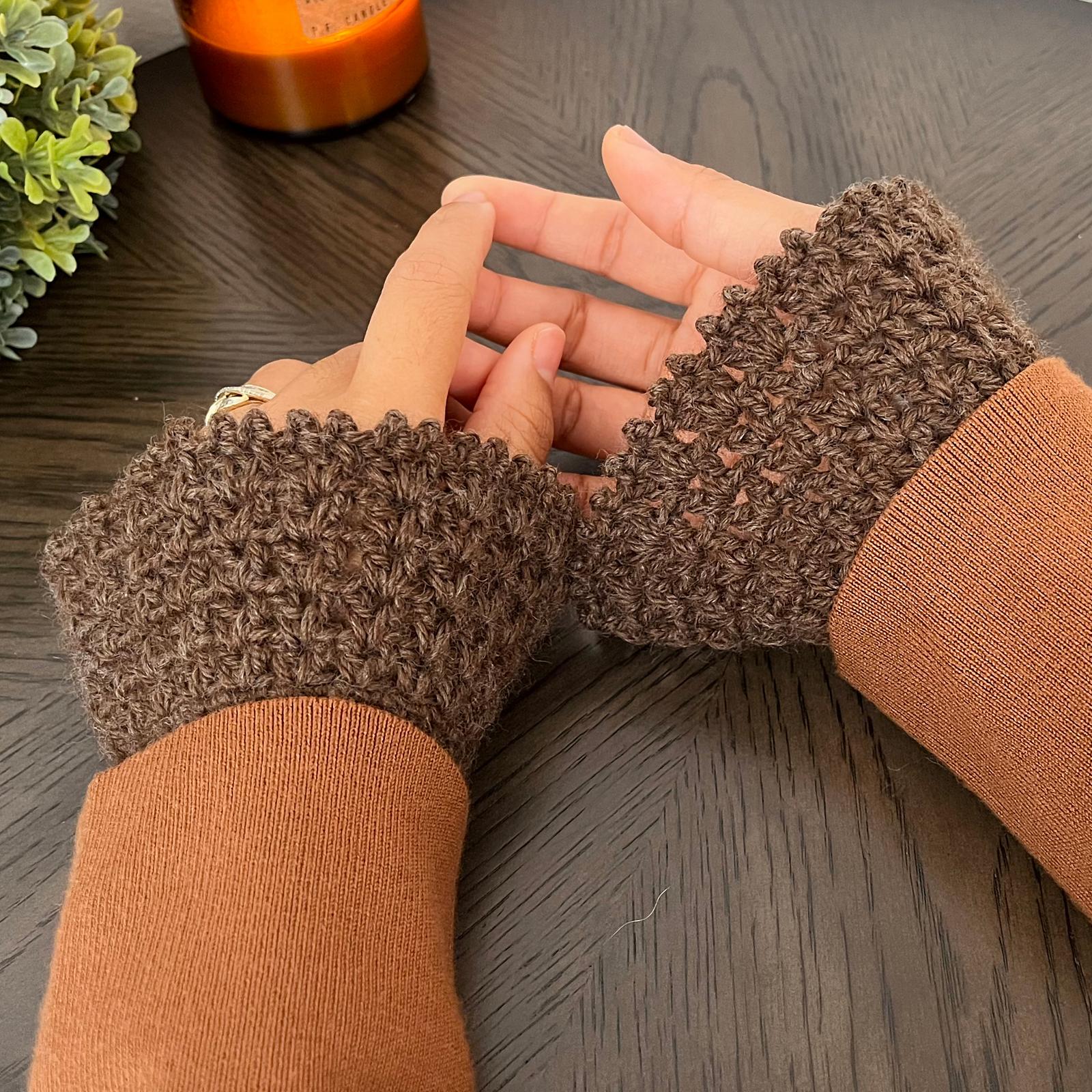 Ruffle Wrist Warmers