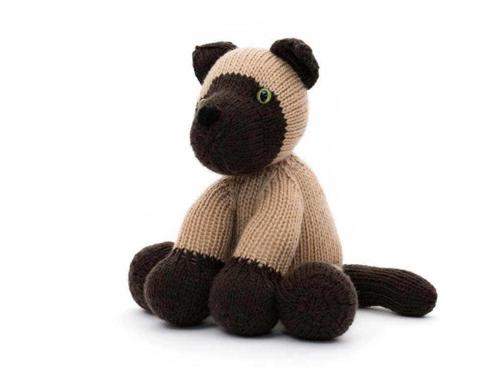 Deramores Dera-Cats Toy Knitting Pattern