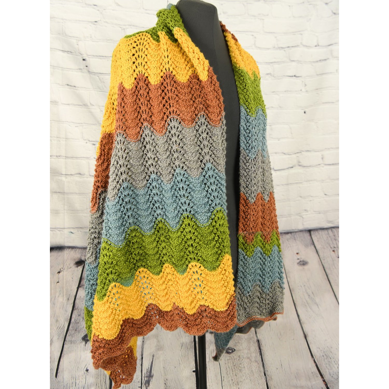 Cascade Yarns Whirligig Ripples Blanket Knitting Pattern