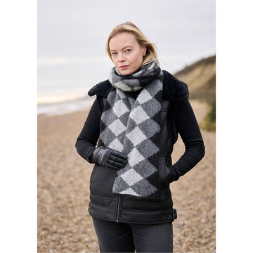 Wave Hat + Wrap in Mode at Rowan Softest Alpaca PDF