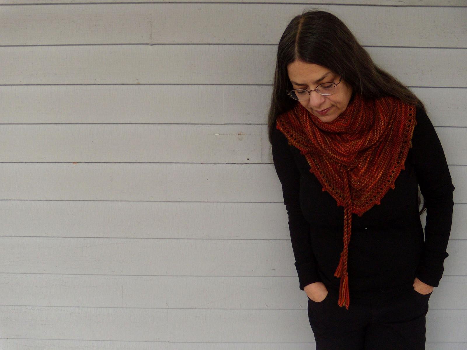 Impari Shawlette