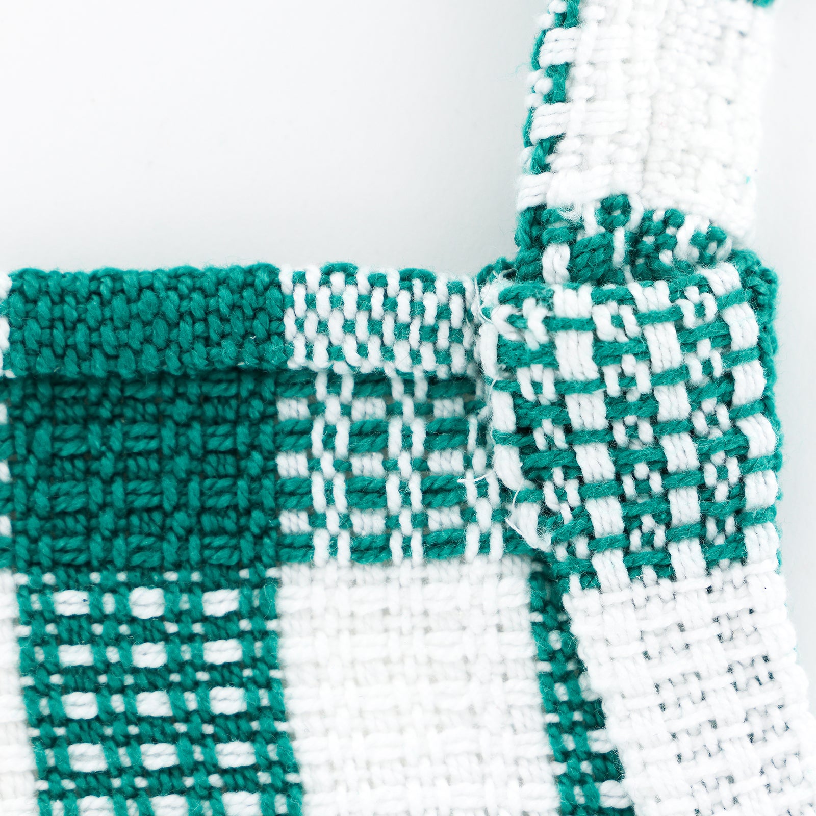 Valley Yarns #258 Gingham Apron WIF