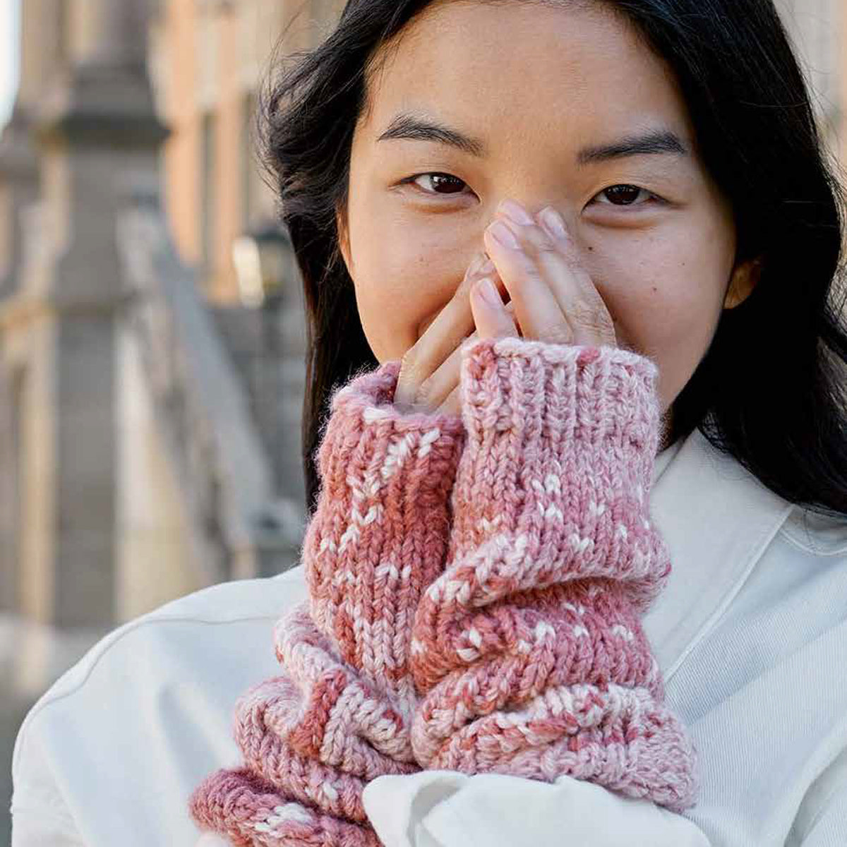 Lang PTO47-06 Fingerless Gloves Knitting Pattern