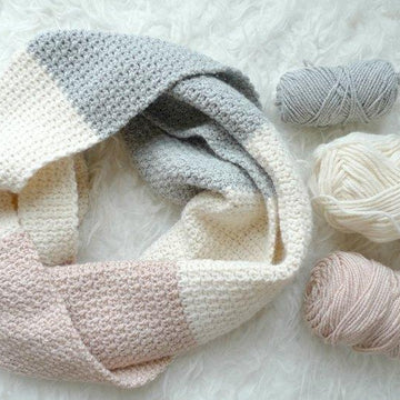 Cadence Color-Blocked Cowl