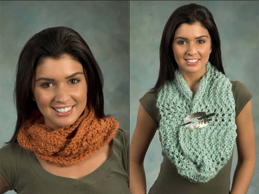 Feather & Fan Cowl Knitting Pattern