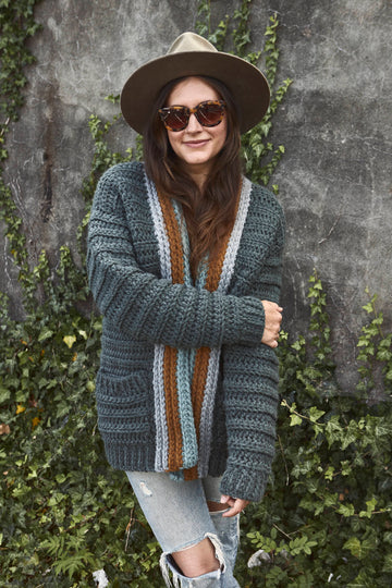 Mountaintop Cardigan in Lion Brand Hue & Me - M20286-TWH PDF