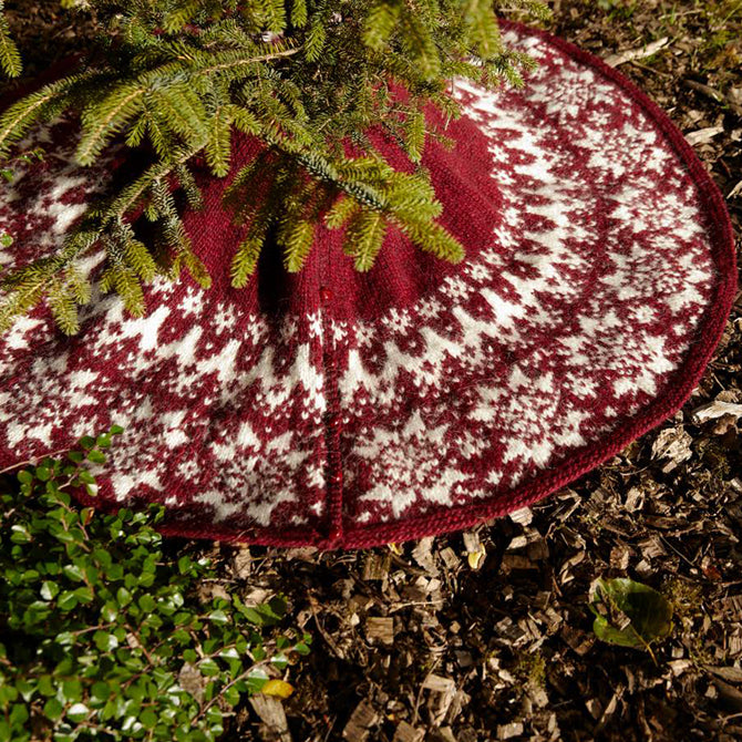 Lopi JÃƒÂ³laskjÃƒÂ³l Homeware Knitting Pattern
