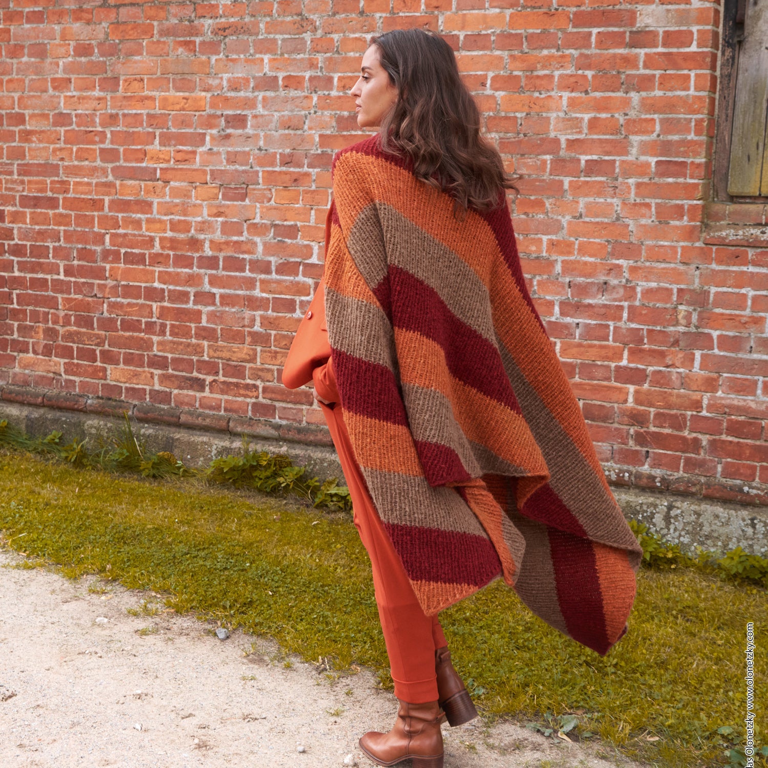 Lana Grossa Stole Wrap Knitting Pattern