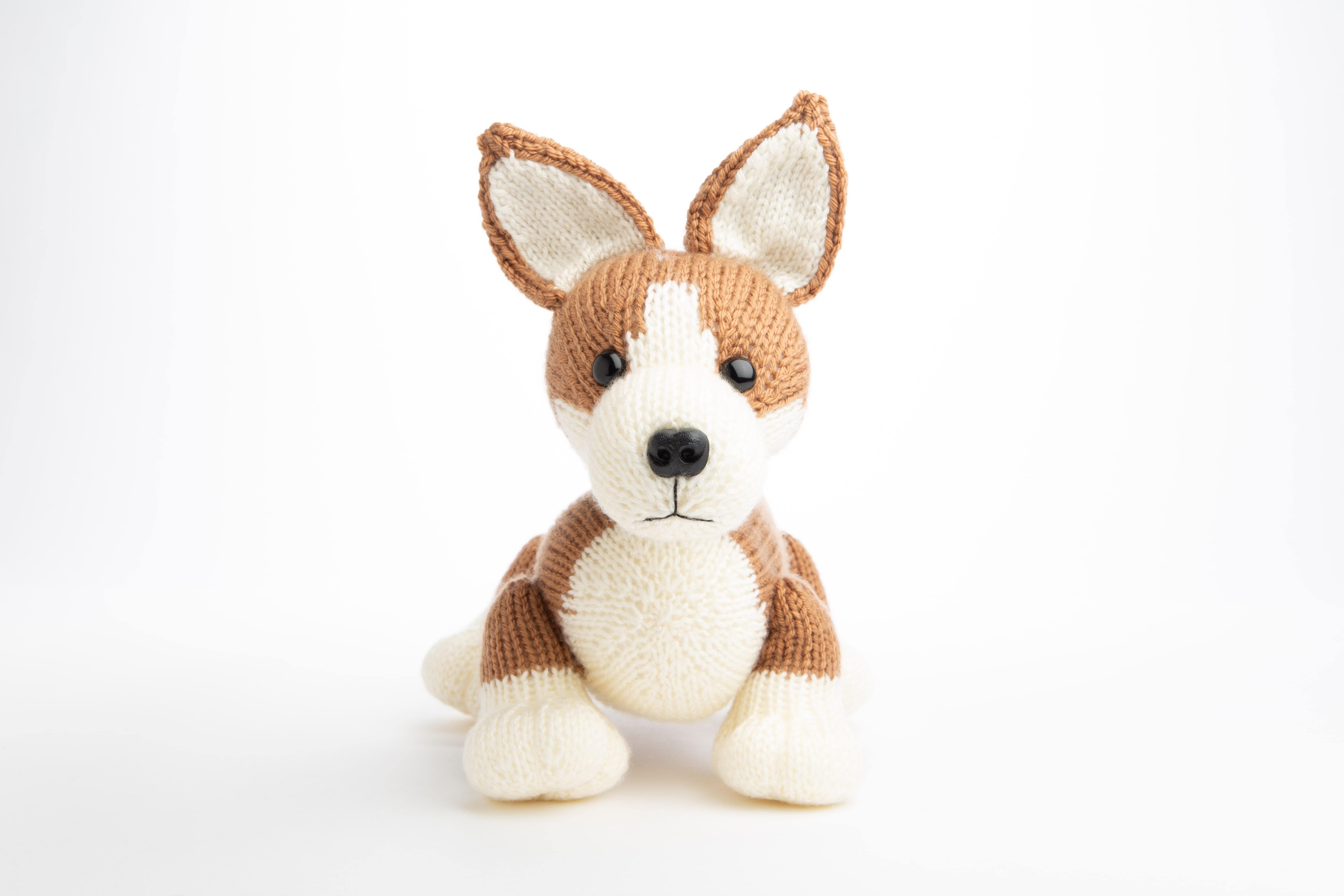Deramores Pembroke Welsh Corgi Toy Knitting Pattern