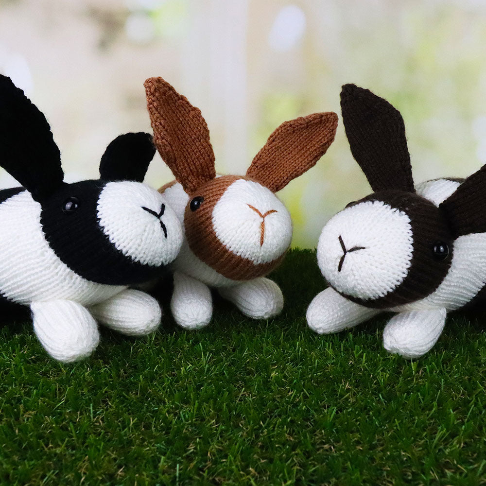 Deramores Dutch Bunnies Toy Knitting Pattern
