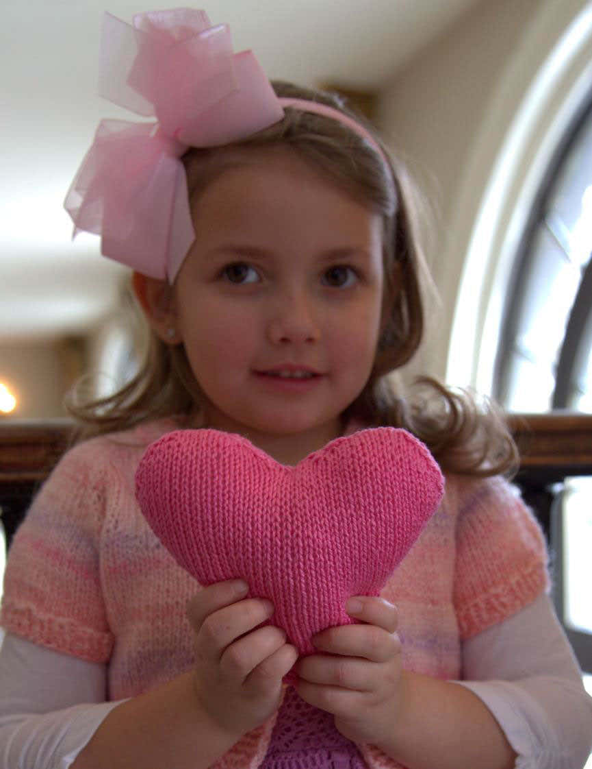 Heart Saschet Toy Knitting Pattern