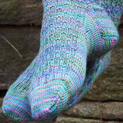 Valley Yarns Cobblestone Socks Knitting Pattern