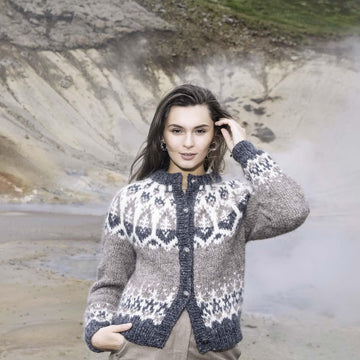 UppbÃƒÂ³t Cardigan Knitting Pattern