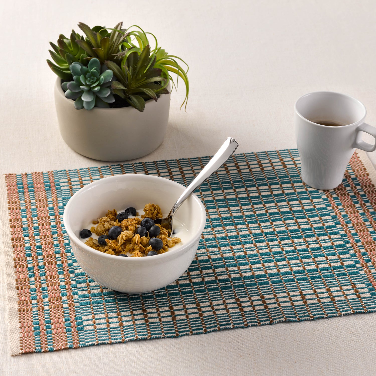Valley Yarns #247 Modern Monk's Belt Placemats WIF