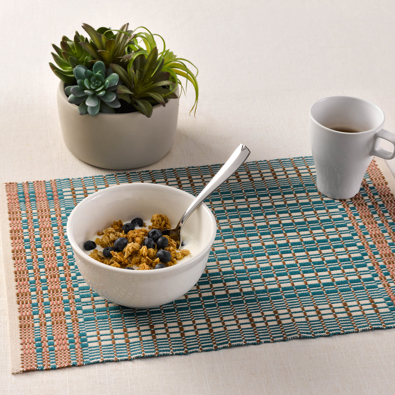 Valley Yarns #247 Modern Monk's Belt Placemats WIF